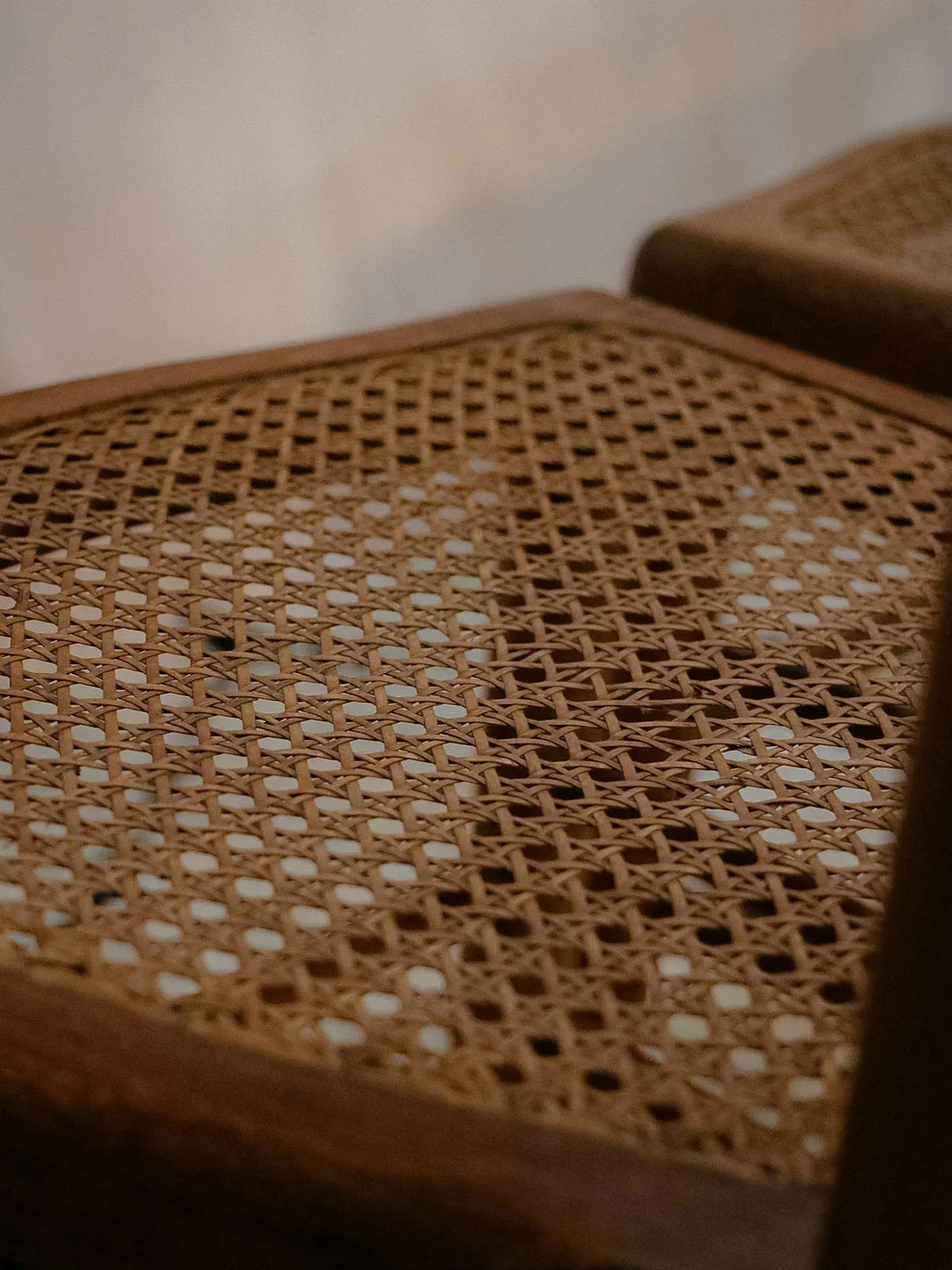 claude-chaise-bois-978-10