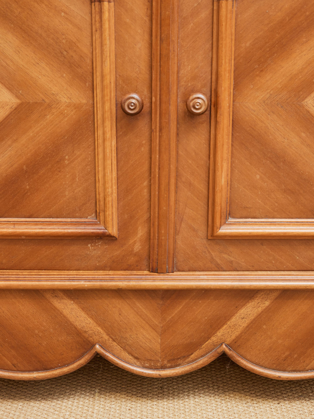gilbert-buffet-bois-1744-6