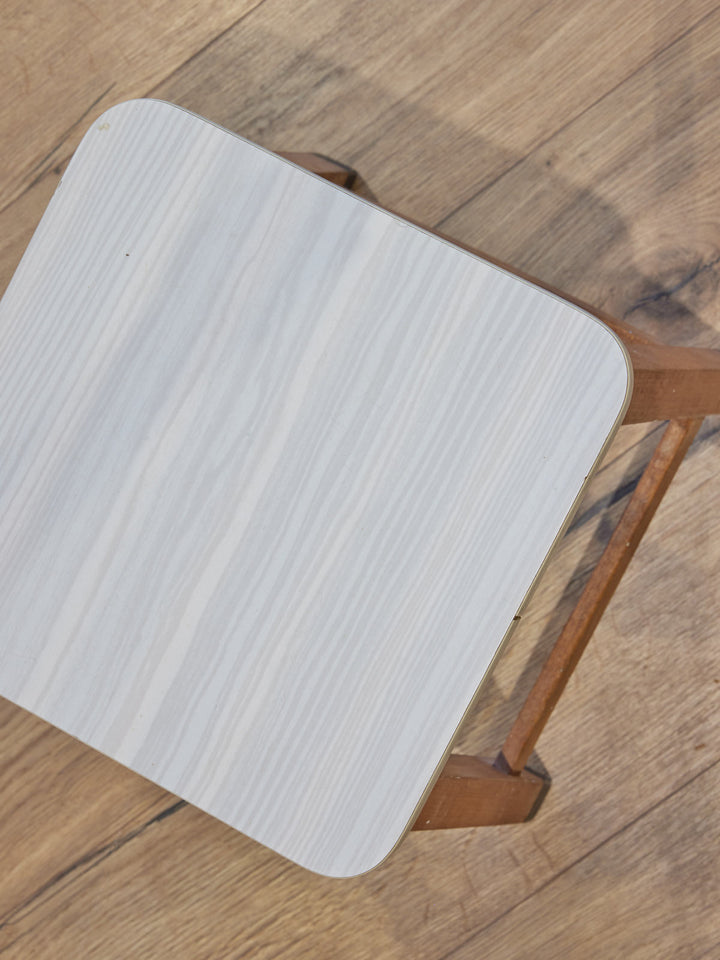 axel-tabouret-formica-541-3