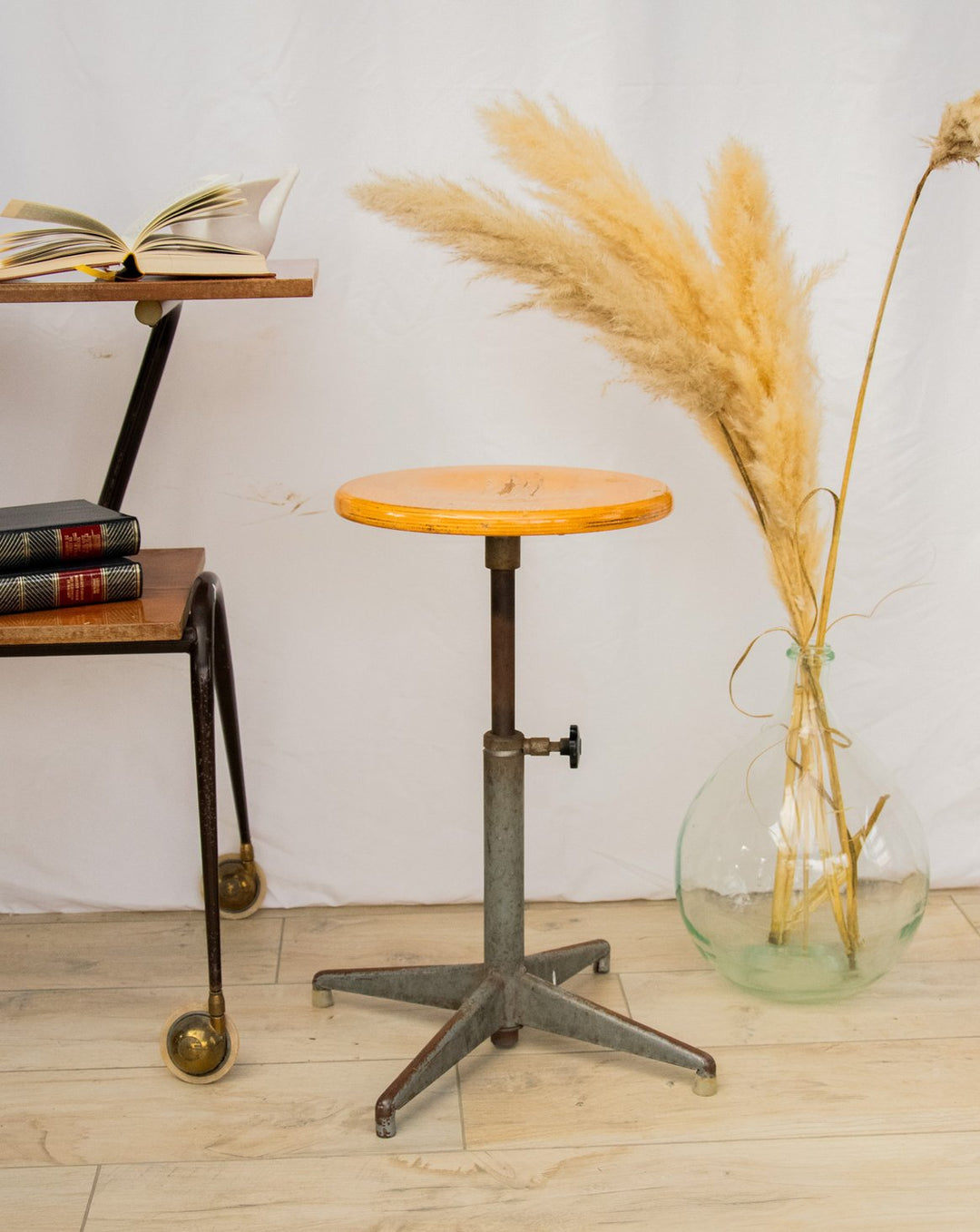 regis-tabouret-bois-822-1