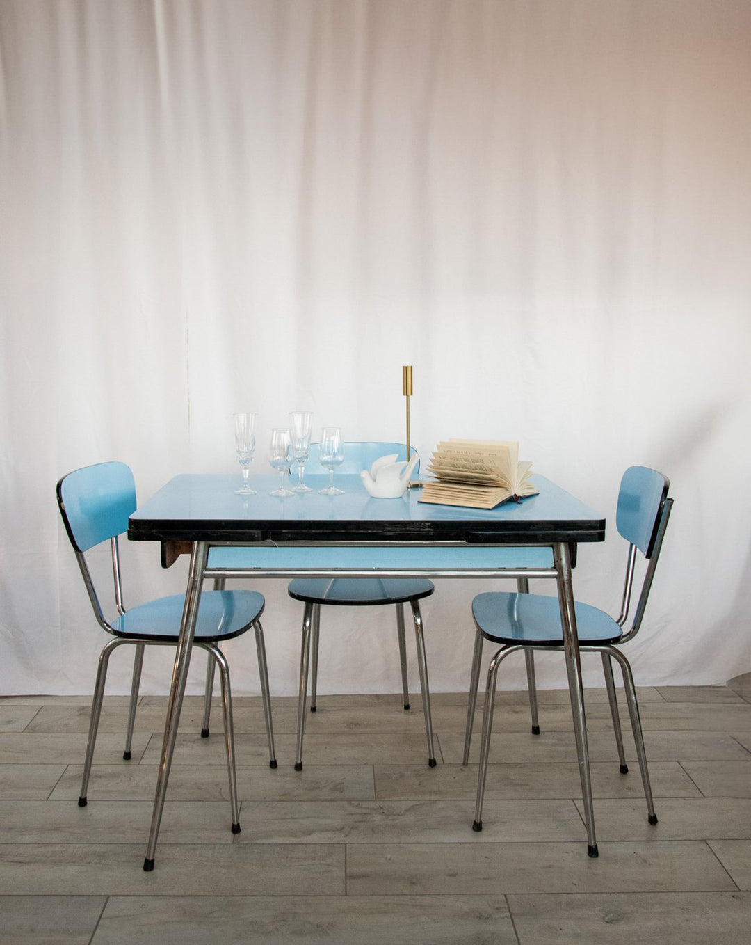 auguste-ensemble-table-et-chaises-formica-9-1