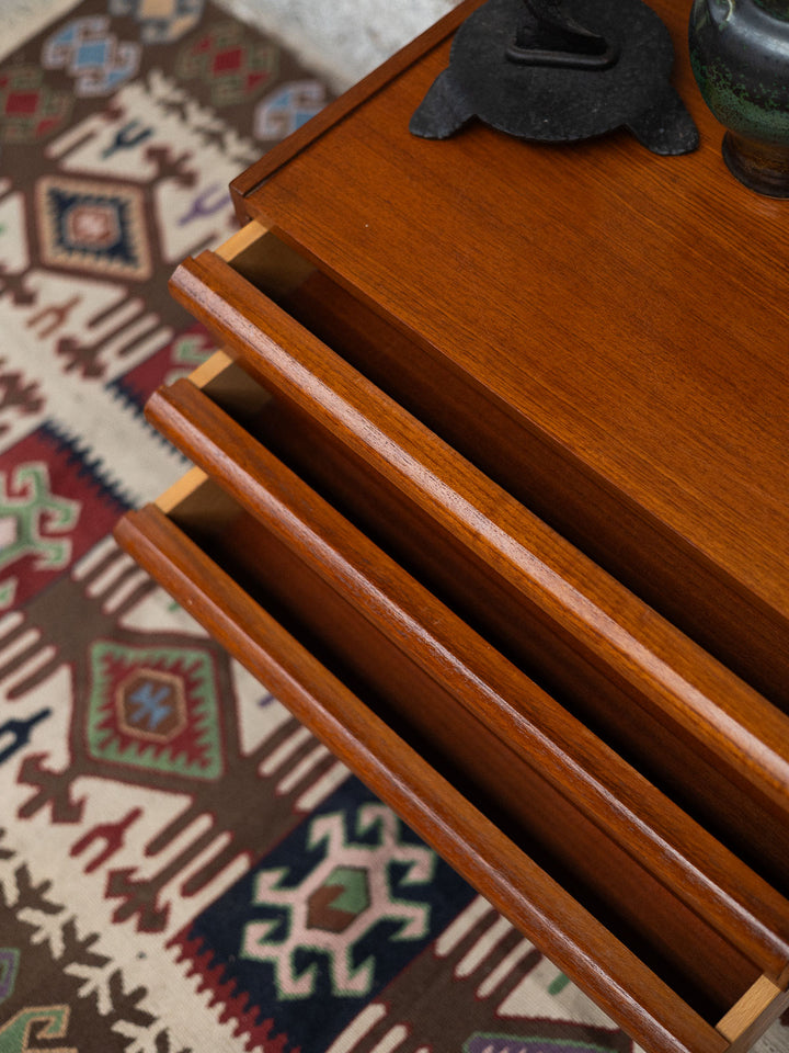 margaret-enfilade-teck-scandinave-488-6