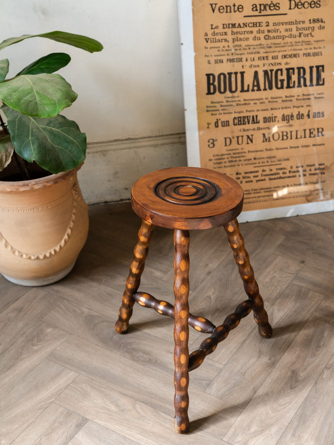 regis-tabouret-bois-1641-2