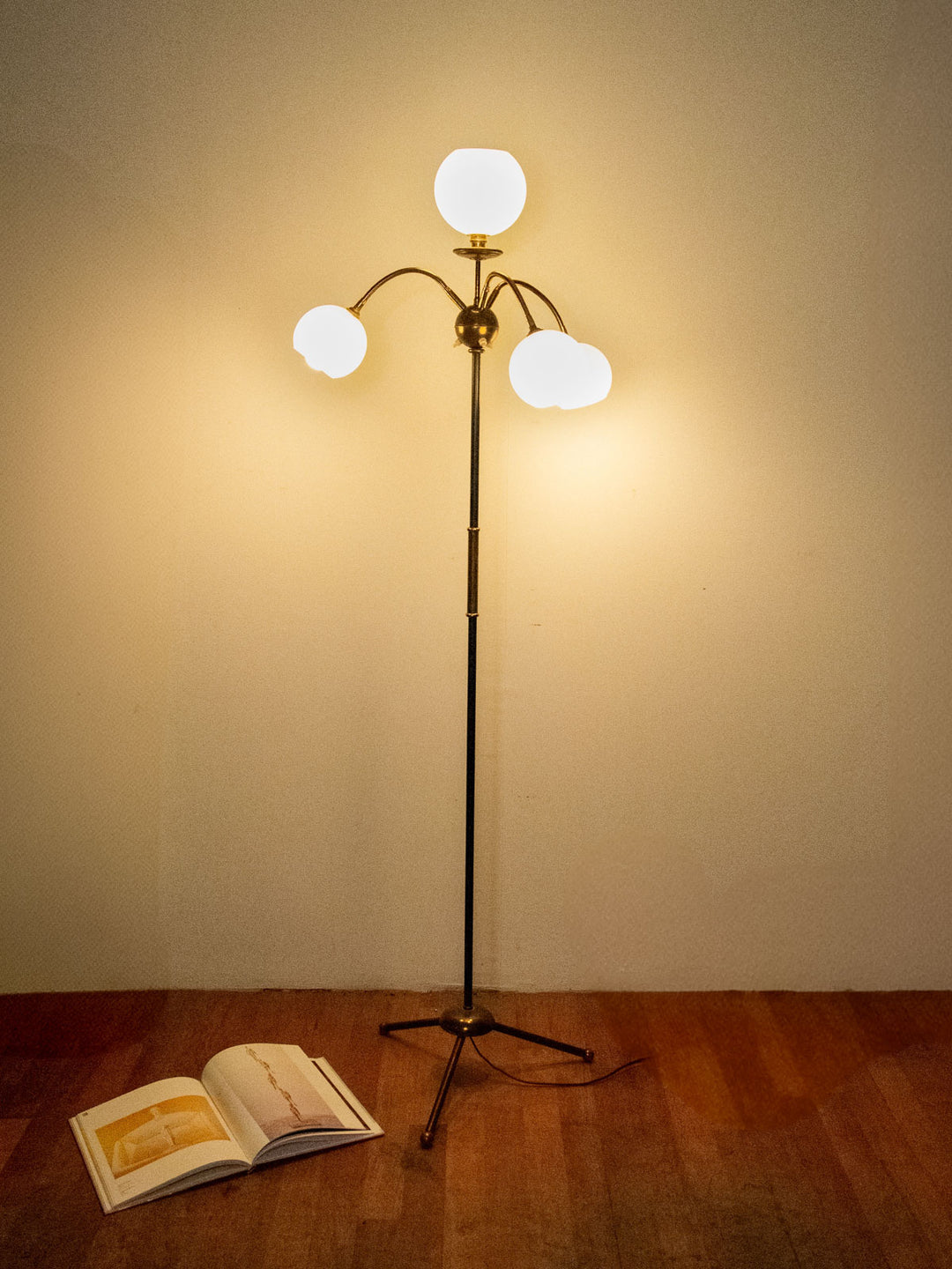 julien-lampadaire-laiton-verre-229-2