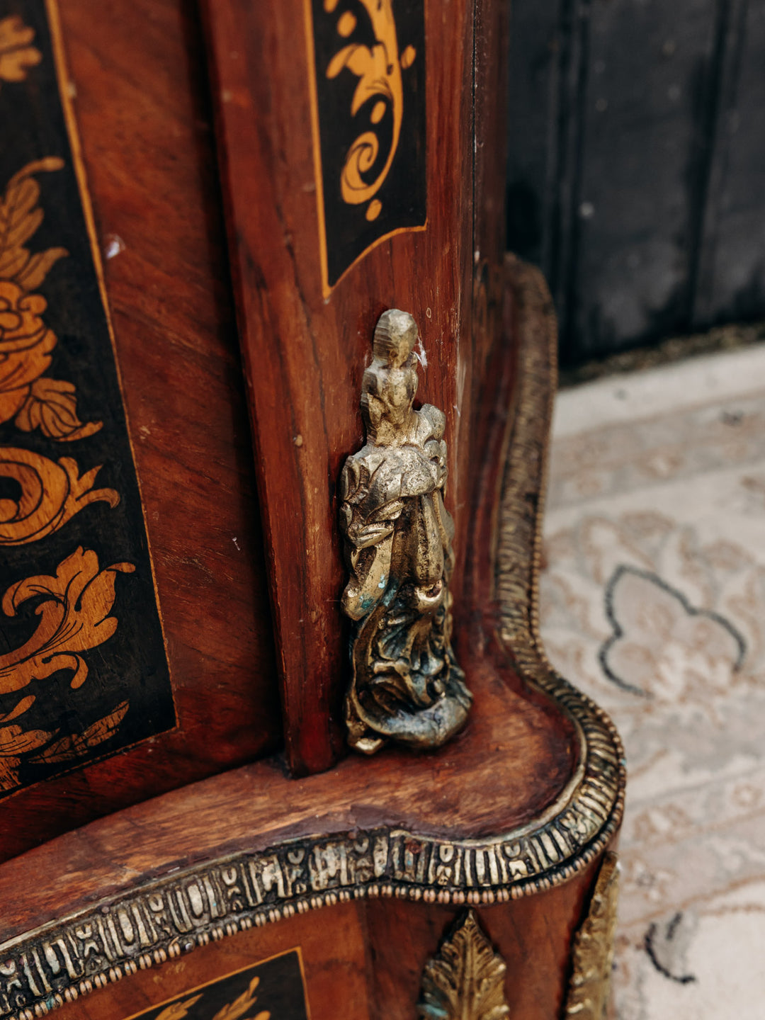 gilbert-buffet-bois-688-7