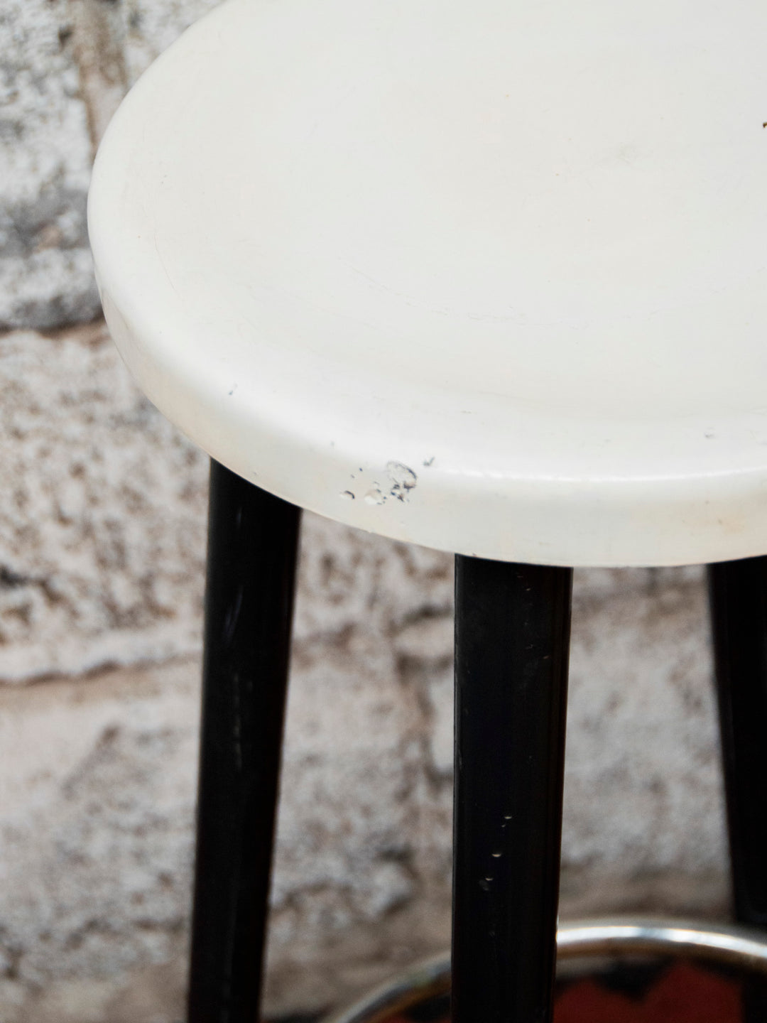 pierre-tabouret-bar-plastique-43-4