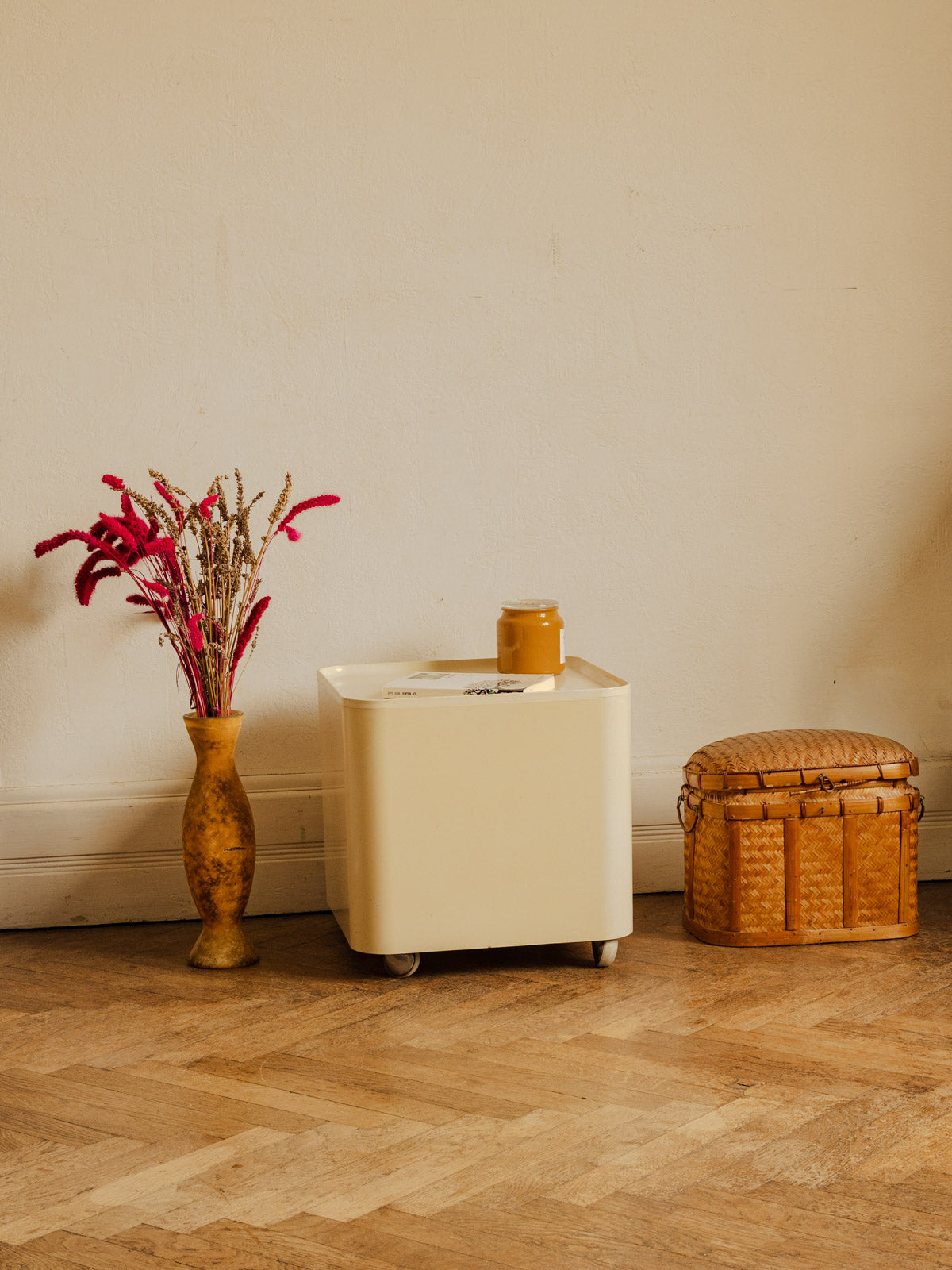 hanna-table-appoint-plastique-1591-2