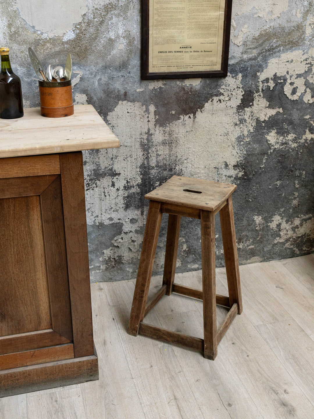 regis-tabouret-bois-1366-3