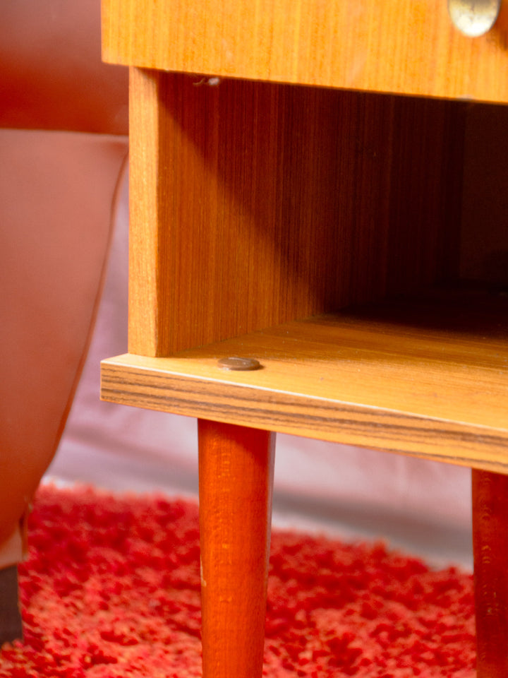 odile-table-chevet-teck-1618-9