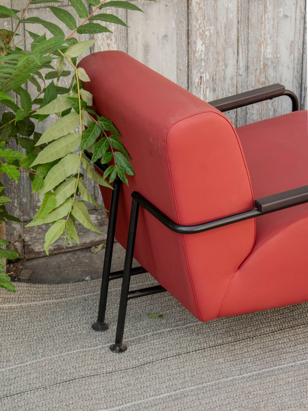 jakob-fauteuil-simili-cuir-bordeaux-design-1320-4