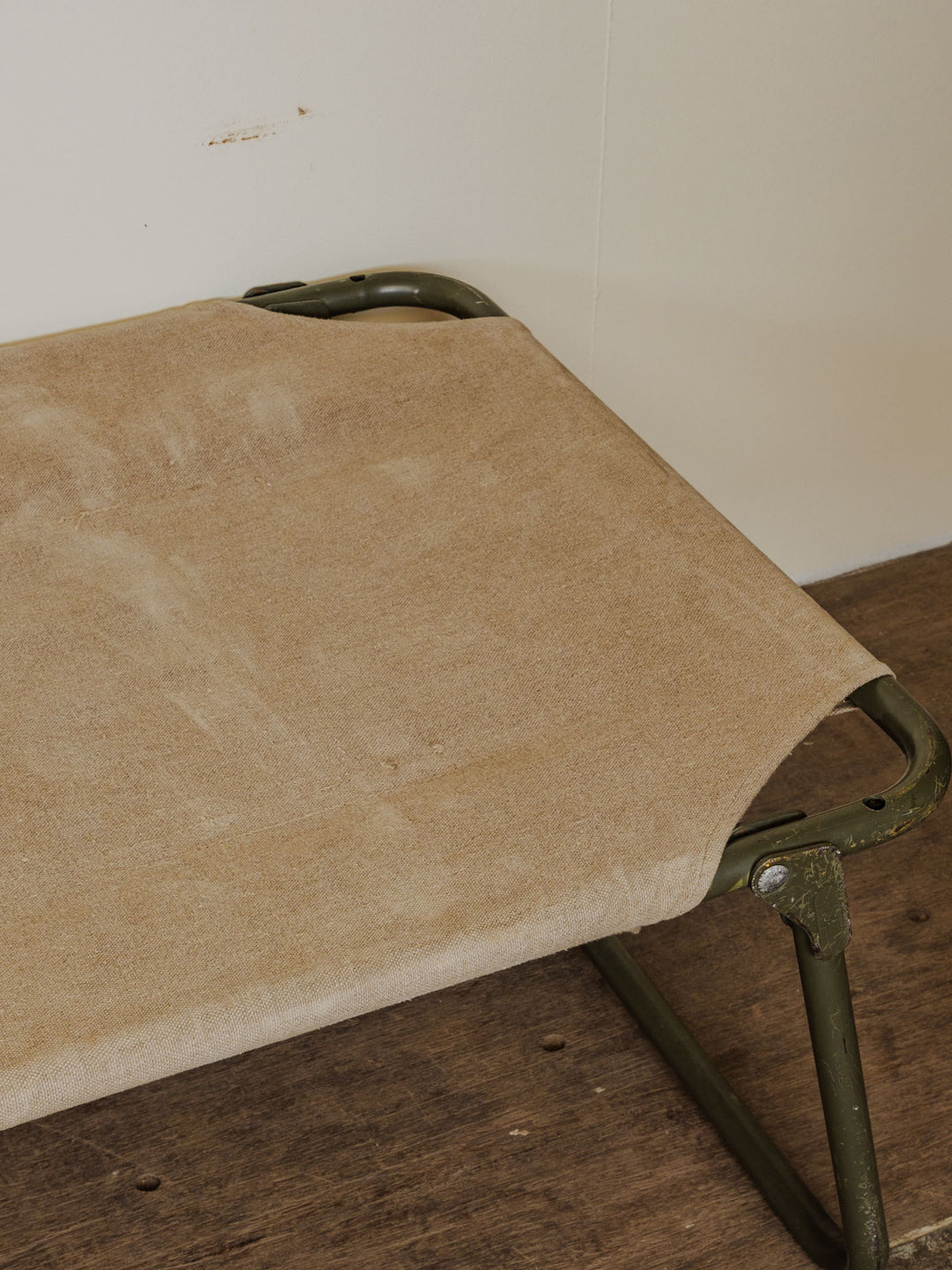 basile-lit-camp-metal-3-8