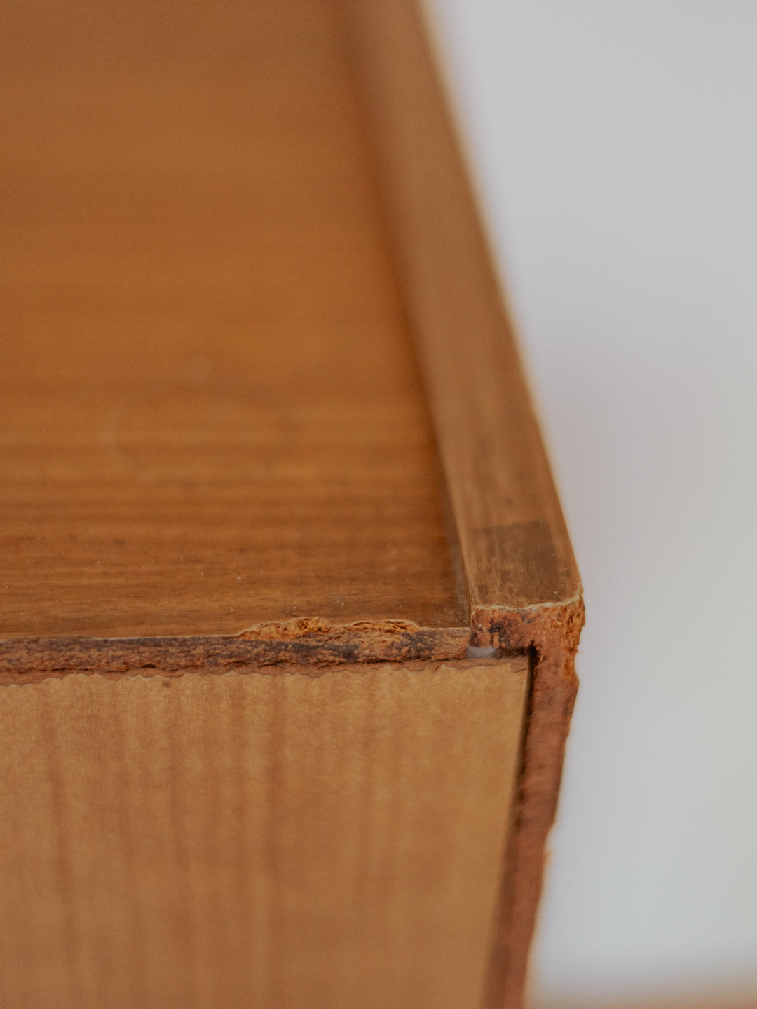 olga-commode-scandinave-bois-poignées-métal-687-13