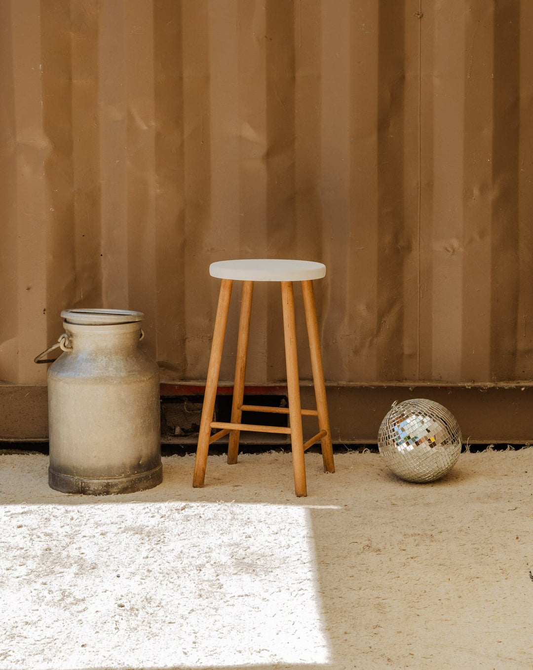 regis-tabouret-bois-1454-1
