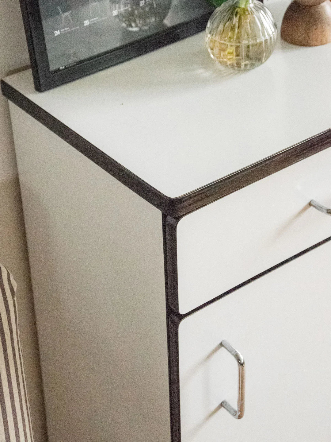 gustave-buffet-formica-513-5