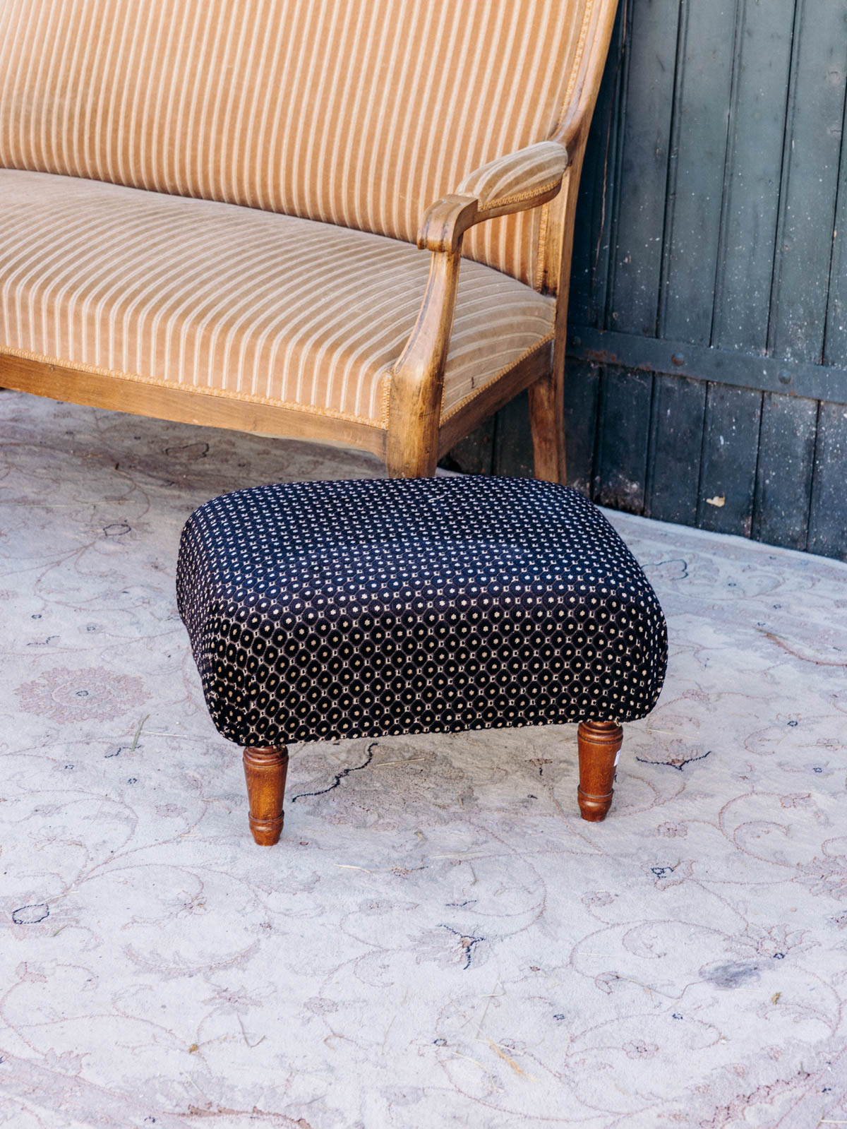 jean-philippe-pouf-bois-100-2