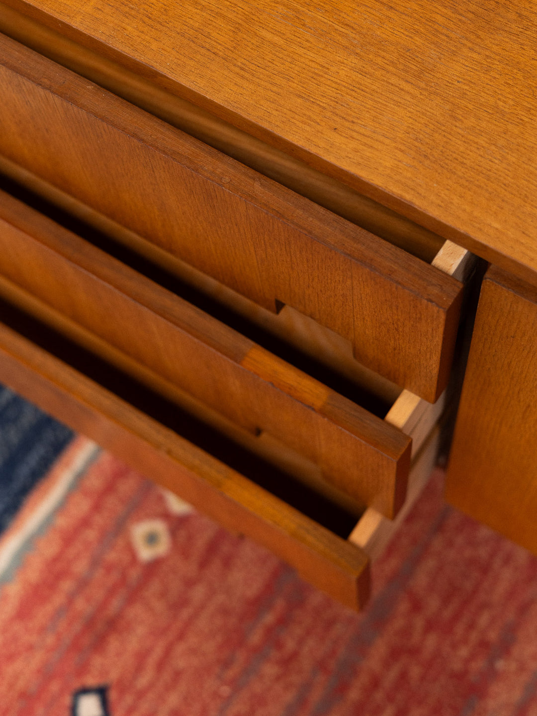 margaret-enfilade-bois-scandinave-475-6