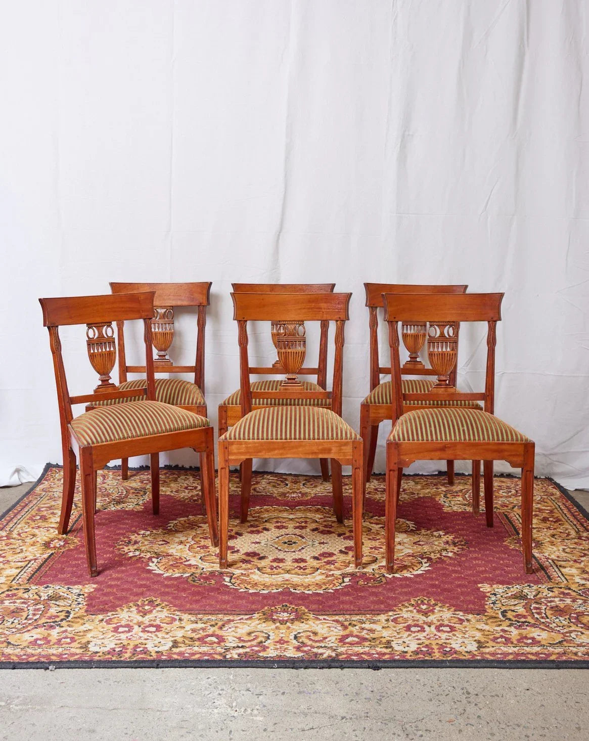 claude-chaise-bois-996-1