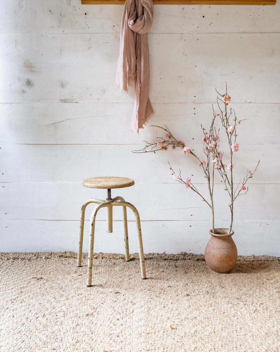 regis-tabouret-bois-869-1