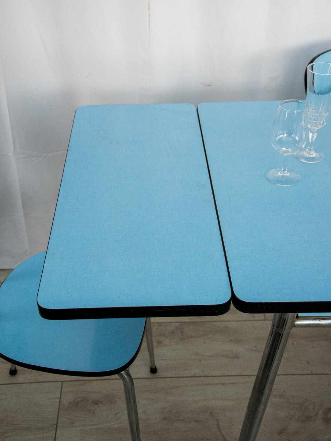 auguste-ensemble-table-et-chaises-formica-9-6