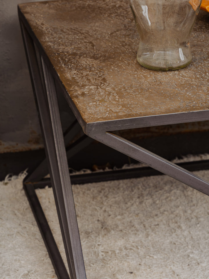 hanna-table-appoint-metal-1442-4