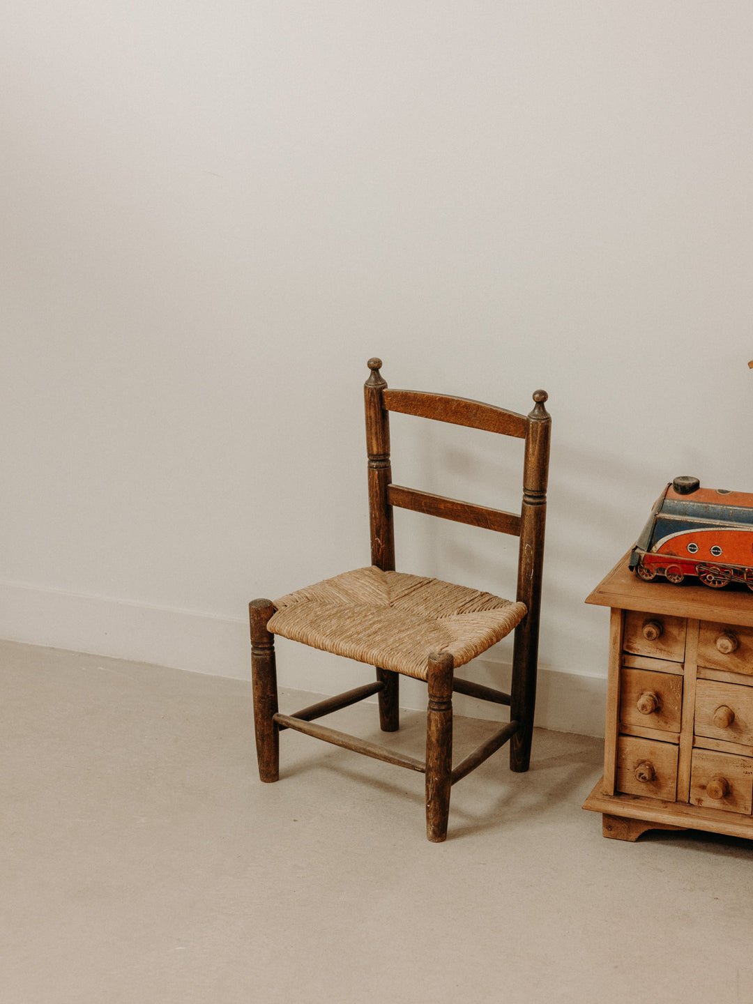 ernestine-chaise-pour-enfant-cannage-1368-2