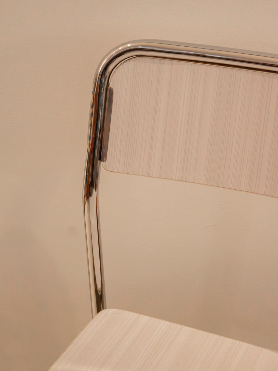 alma-chaise-formica-2036-4