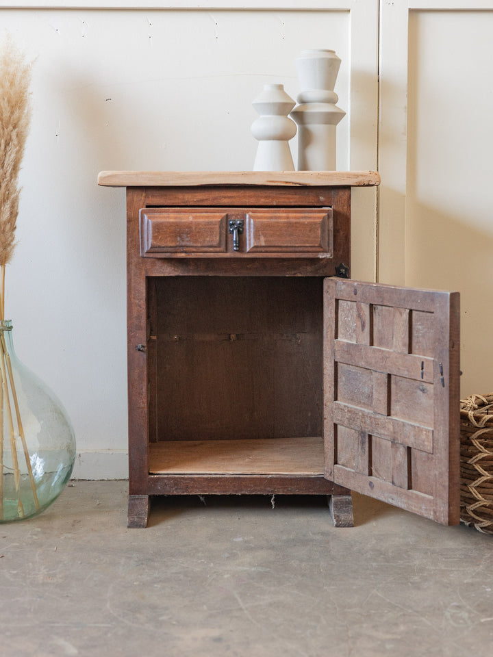 gilbert-buffet-bois-rustique-1832-9
