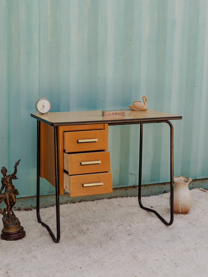 edouard-bureau-formica-1047-5