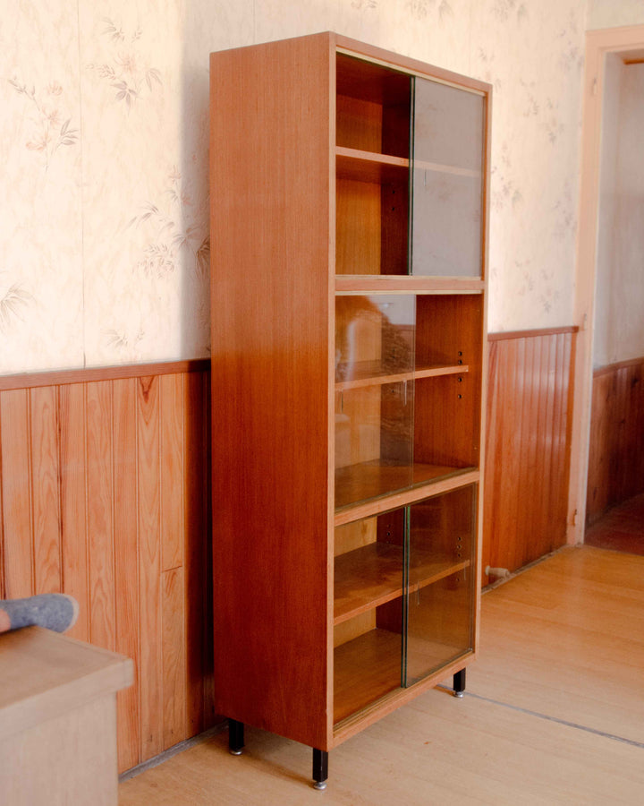 madeleine-bibliotheque-vitree-teck-laiton-738-9