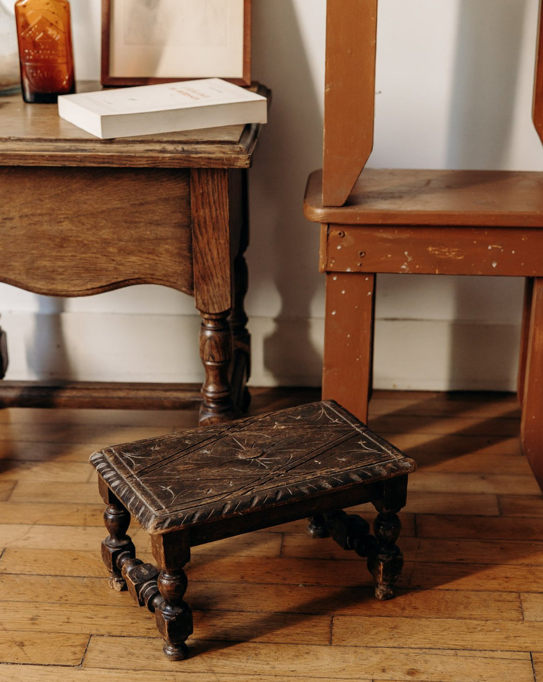 regis-tabouret-bois-1314-1