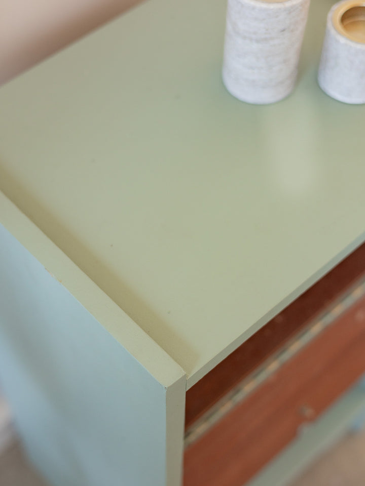 maia-table-chevet-bois-vert-sauge-1585-4