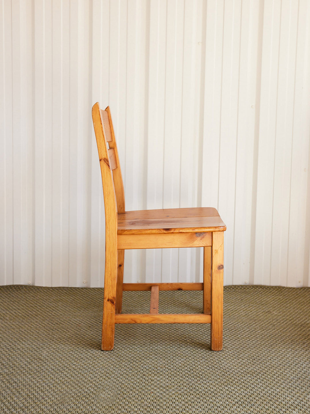 claude-chaise-pin-1460-3