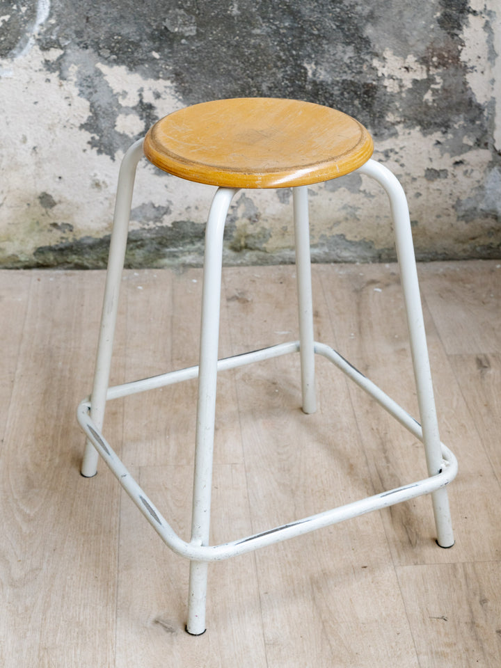 regis-tabouret-bois-1589-3
