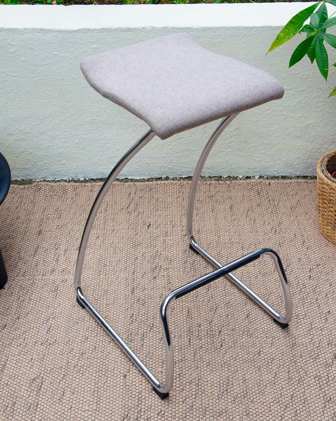 pierre-tabouret-bar-tissu-679-2