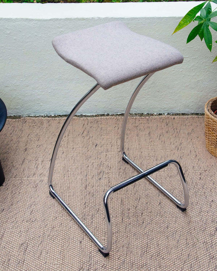pierre-tabouret-bar-tissu-679-2