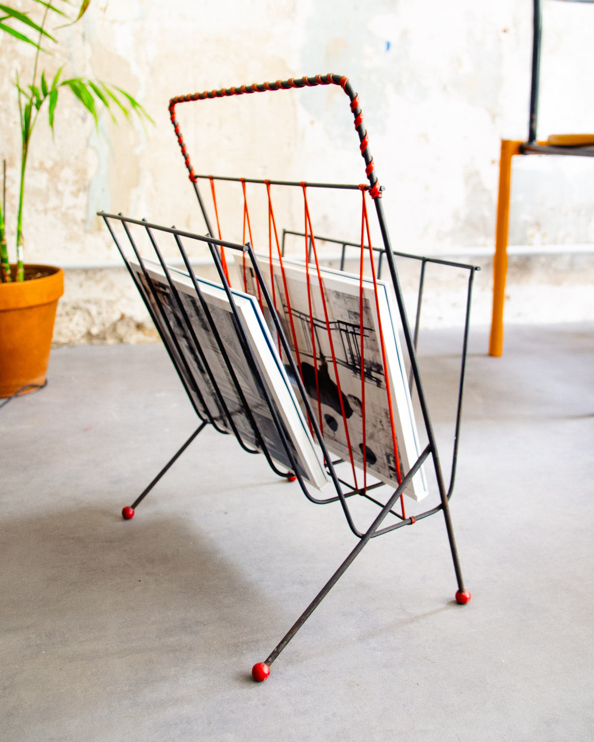 marius-porte-revues-metal-247-2