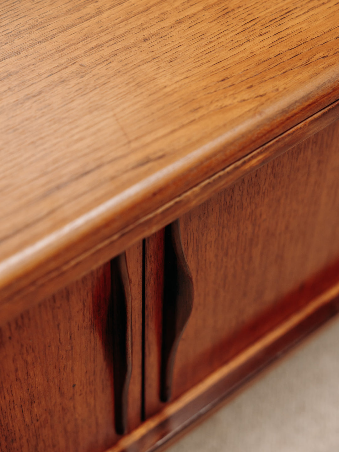 margaret-enfilade-bois-320-10