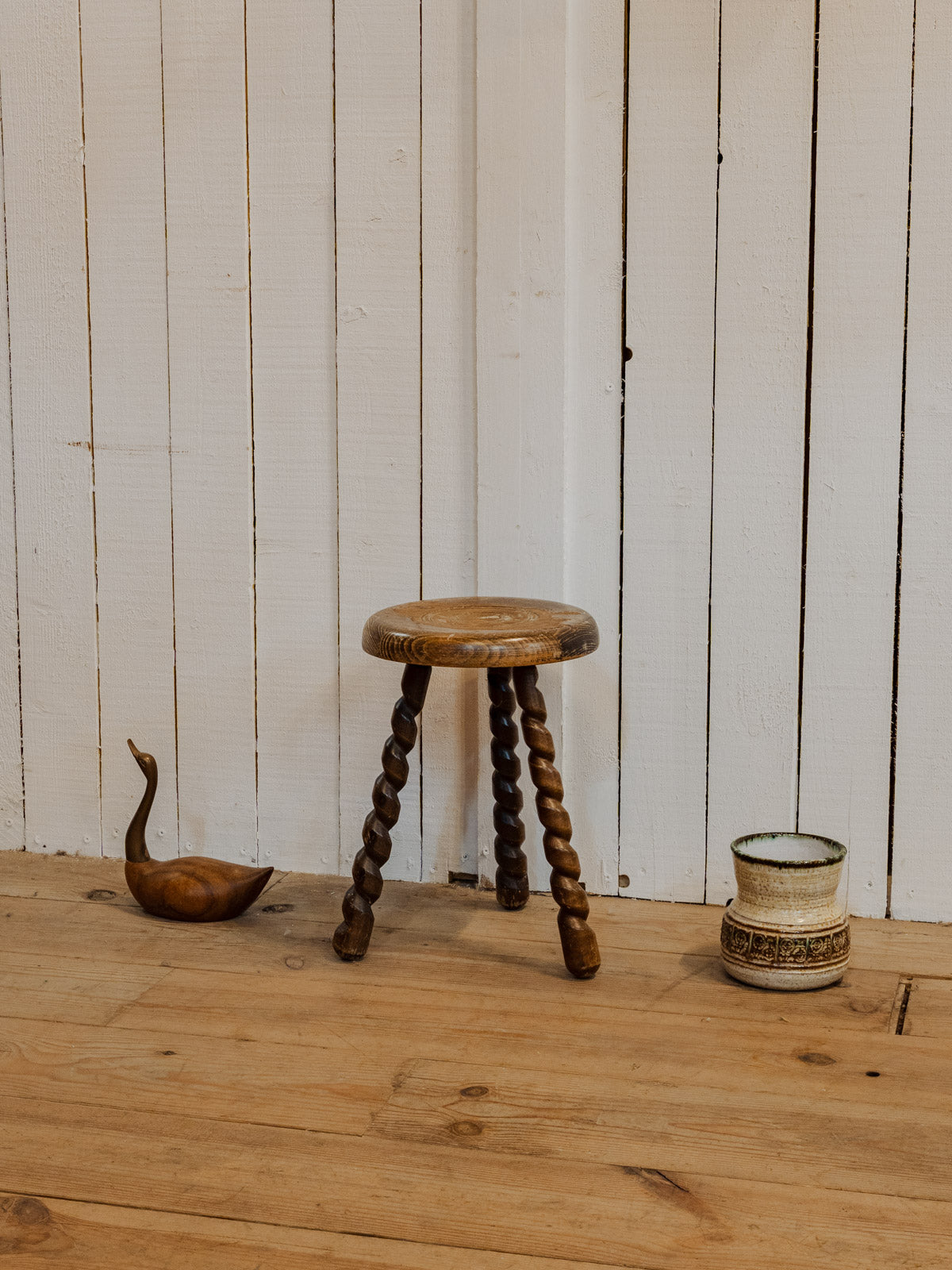 regis-tabouret-bois-1660-2