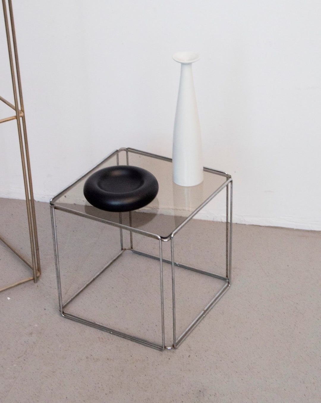 hanna-table-appoint-metal-1261-1