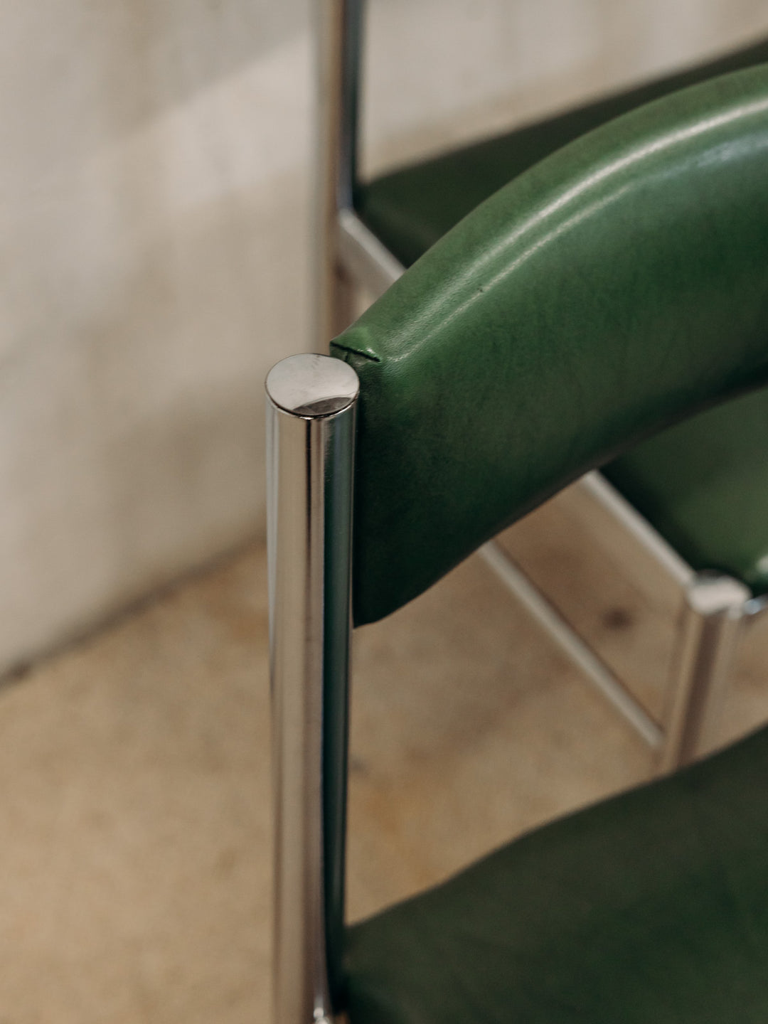 alma-chaise-chrome-1030-8