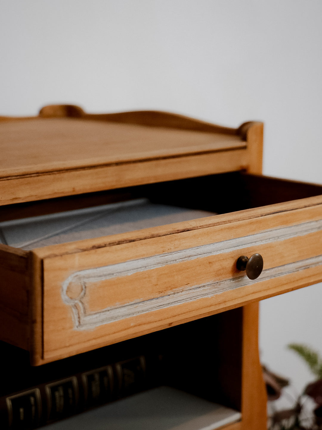 odile-table-chevet-bois-1170-9