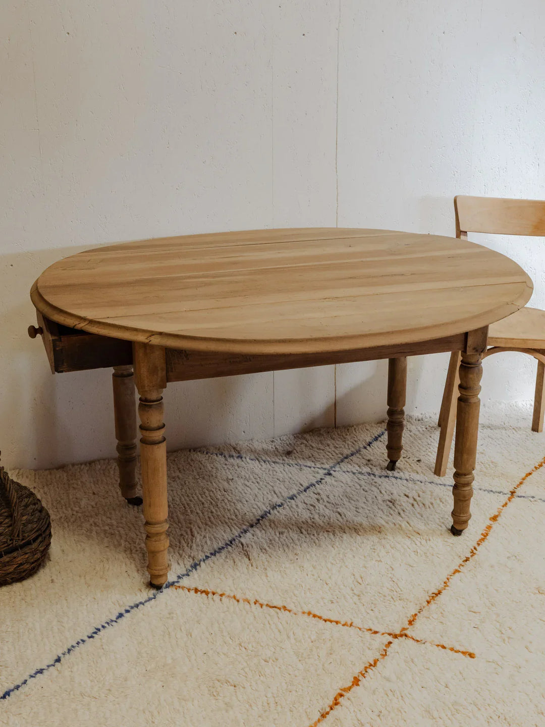 romy-table-à-manger-noyer-1312-5