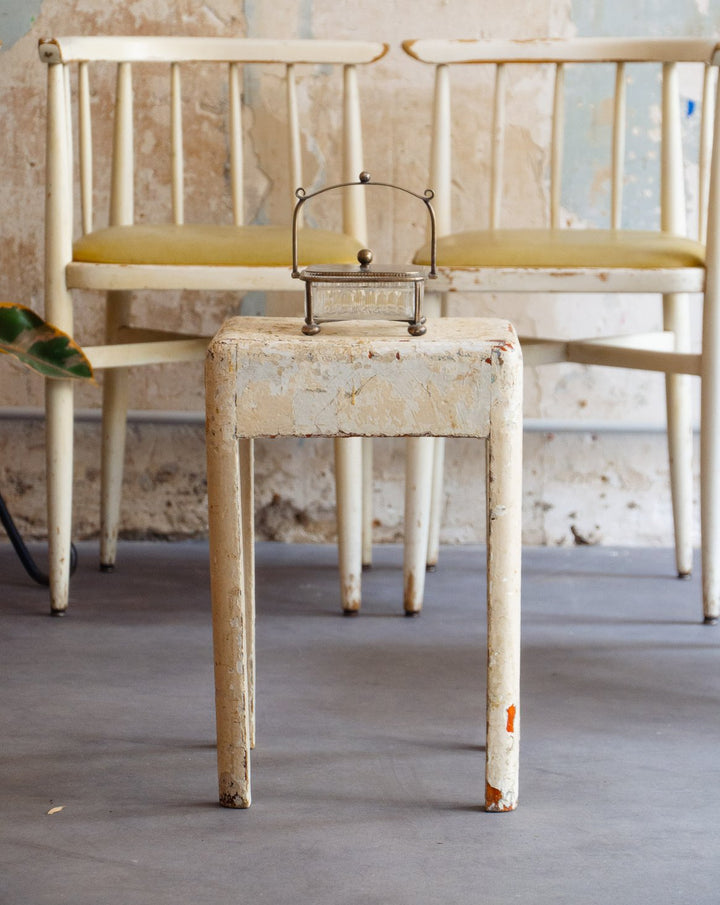 regis-tabouret-bois-1349-1