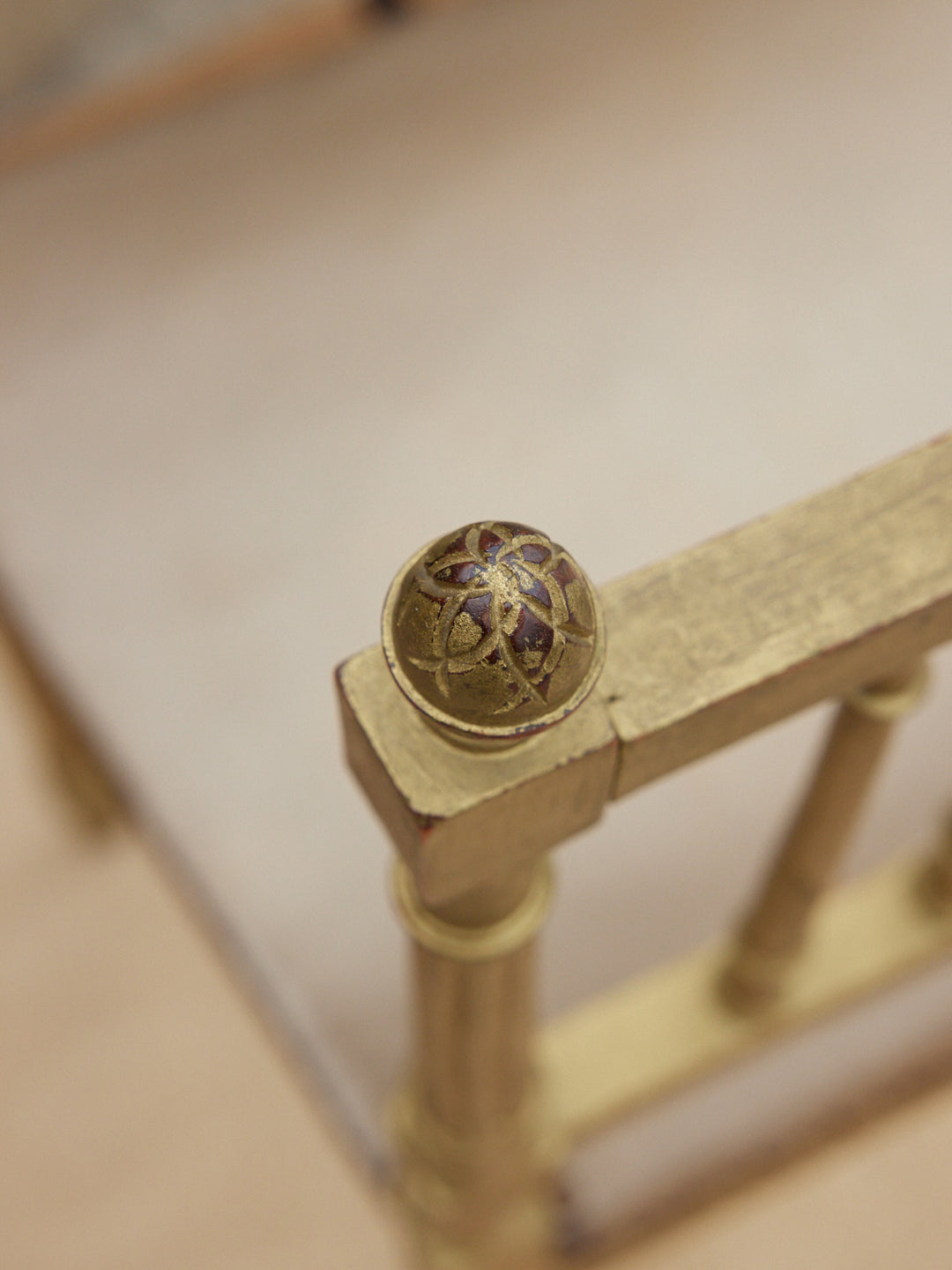 claude-chaise-bois-ancienne-doré-1709-3