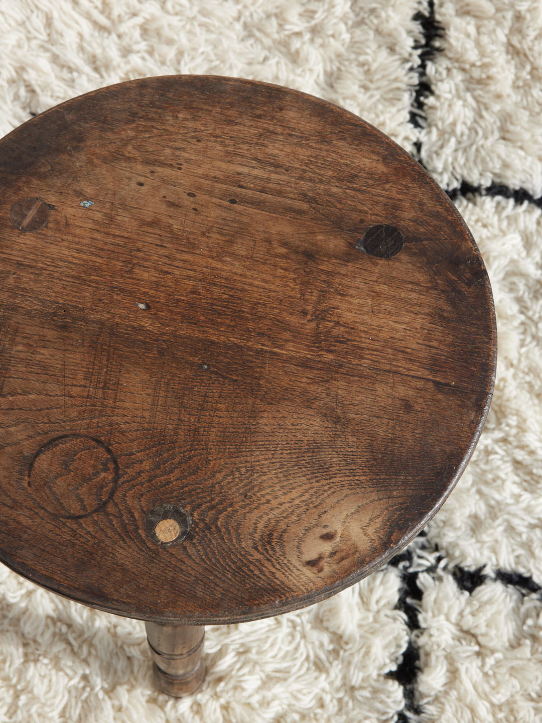 francine-table-appoint-bois-brut-1597-4