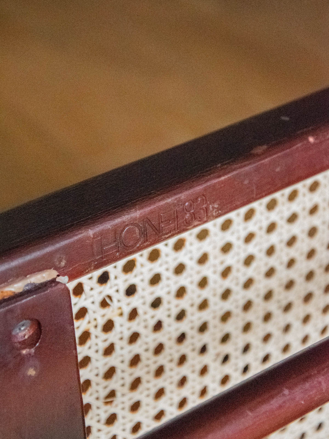 martine-banquette-thonet-43-8