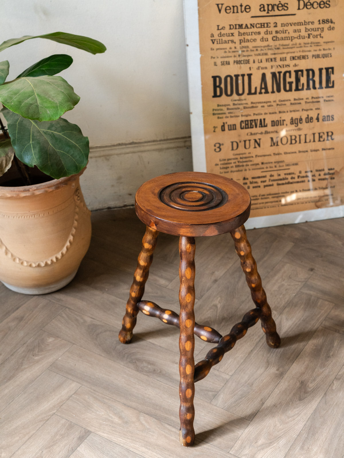 regis-tabouret-bois-1641-2