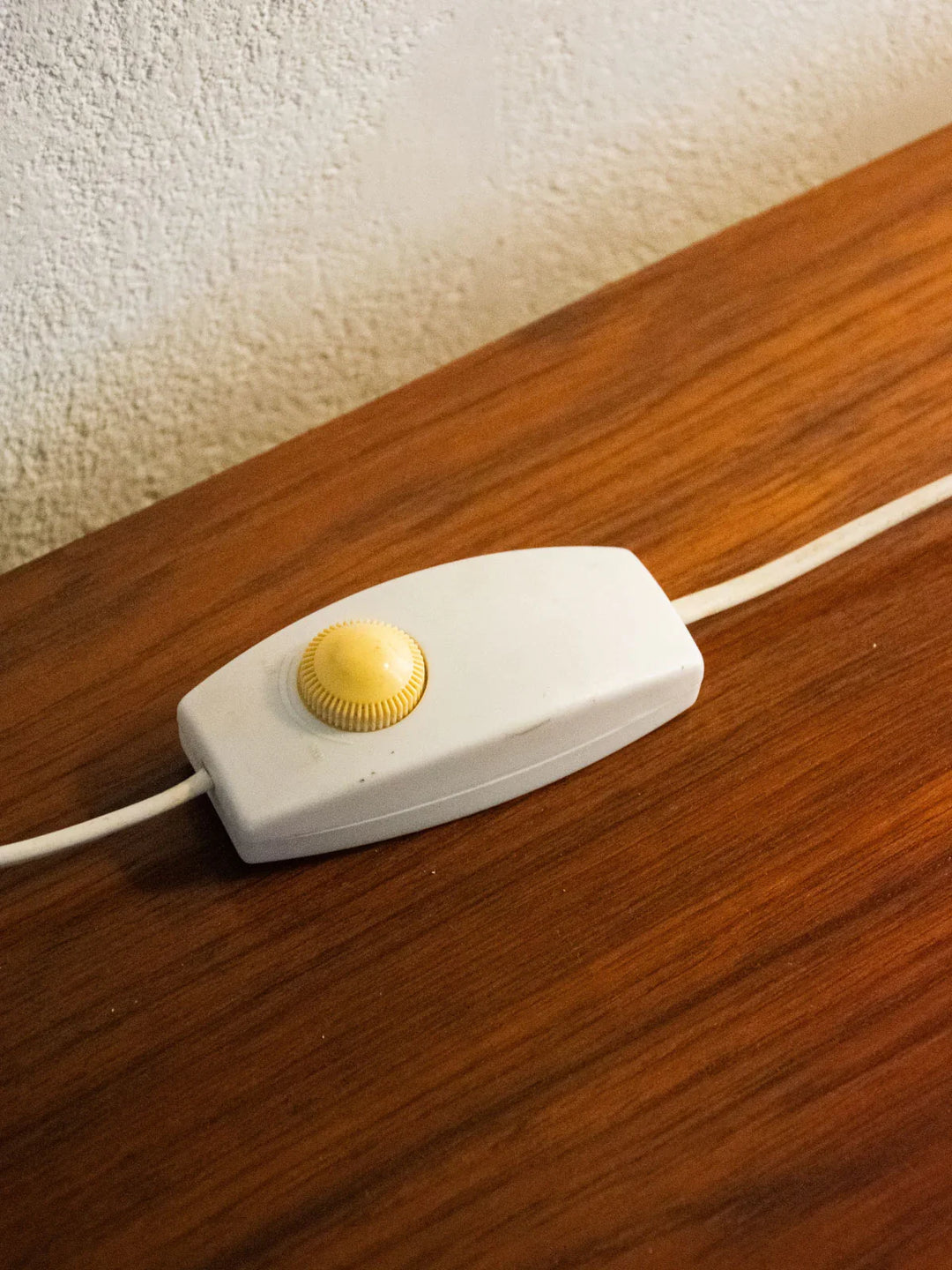 julia-lampe-à-poser-plastique-475-7