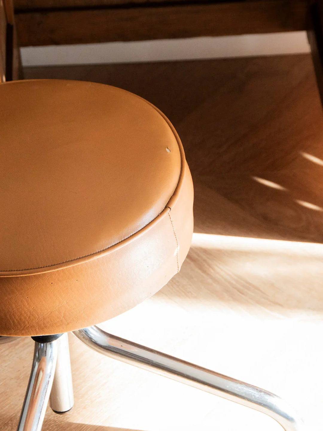 axel-tabouret-atelier-metal-skai-526-5