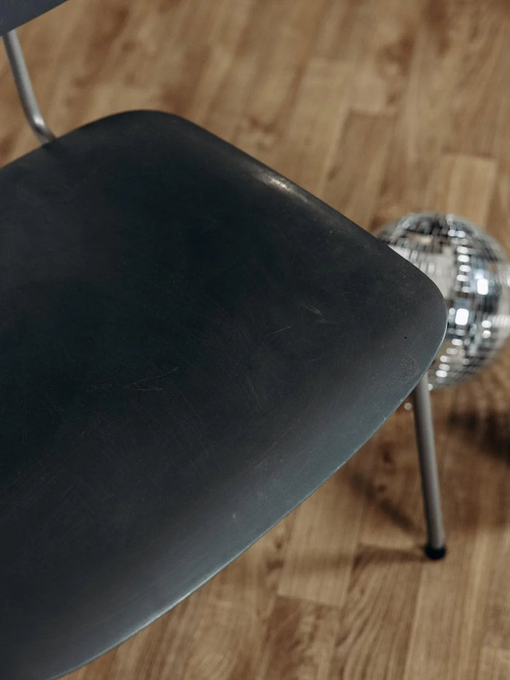 DianalachaiseenplexiglasN13-Debongout